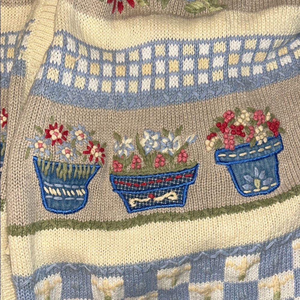 Vintage Floral Knit Vest - Picture 4 of 6